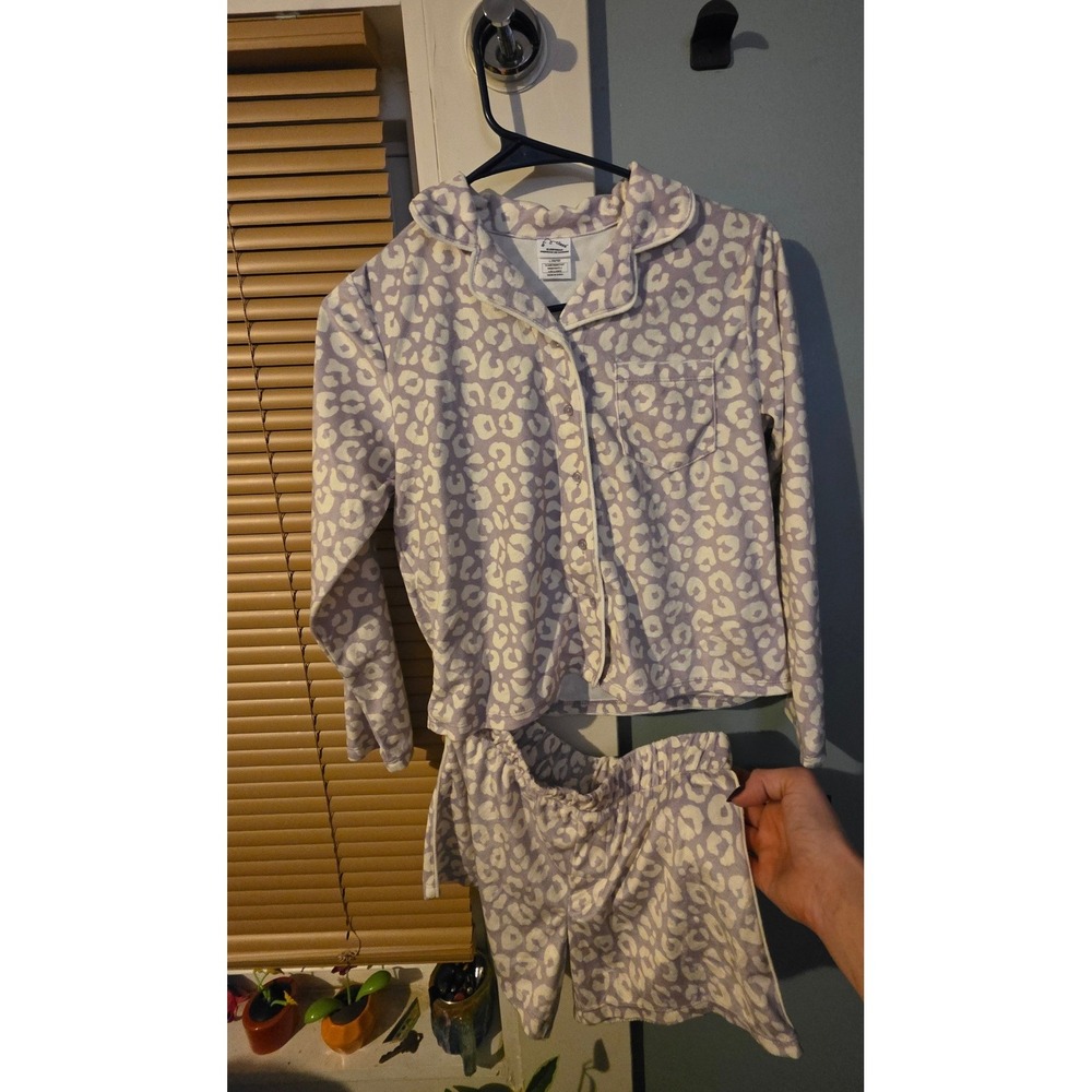 Cat and Jack Pajama Set Leopard Print Long Sleeve Top Shorts Kids L 10 12